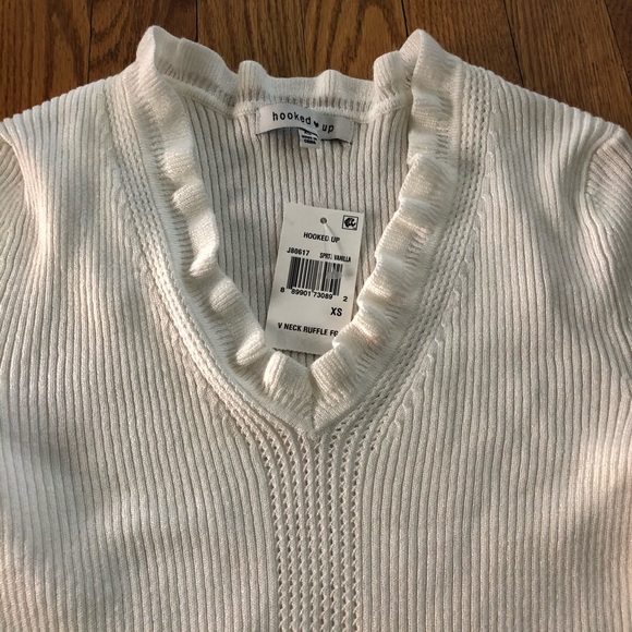 Hooked Up by IOT Ruffled V-Neck Ribbed Sweater - Picture 2 of 8